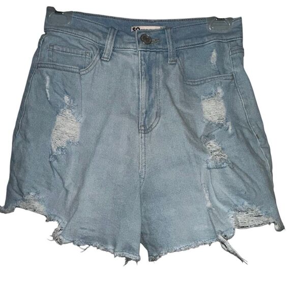 SO Boyfriend super high rise, distressed jean shorts Sz 3/26 - Picture 1 of 11